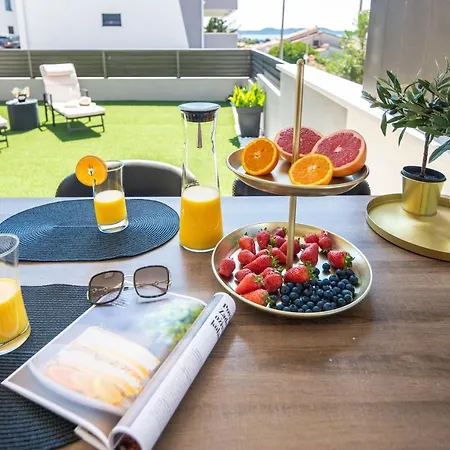 Oli's Apartment